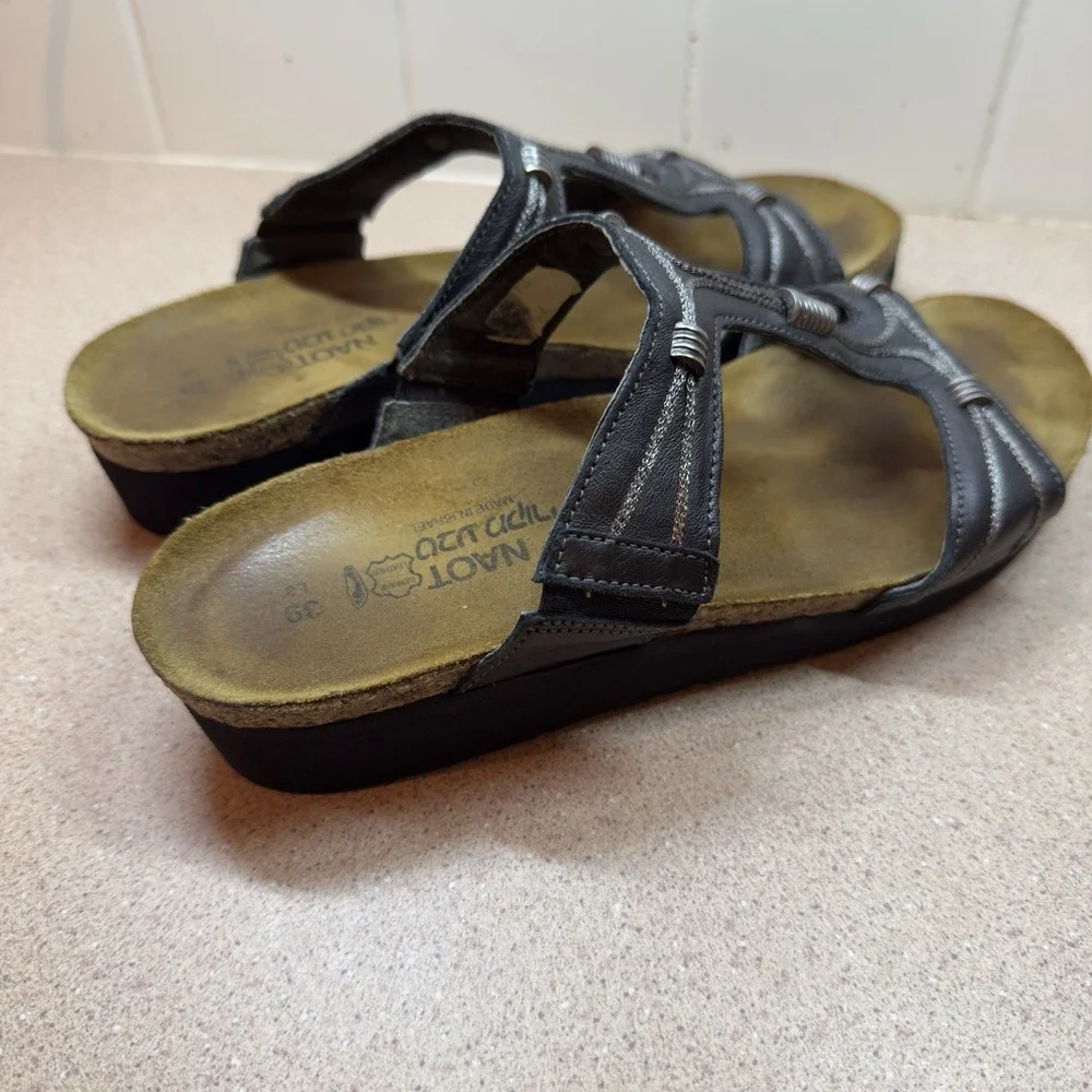 Naot‎ Caitlin Women's Leather T-Strap Sandals Size 29 (US 8) Made In Israel EUC